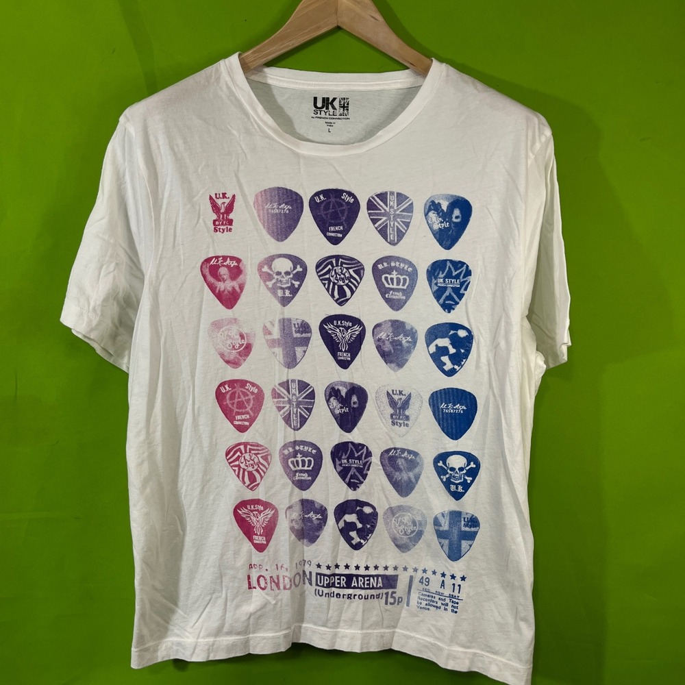 UK‎ Style by French Connection White Guitar Pick Punk Rock Graphic T-Shirt Large